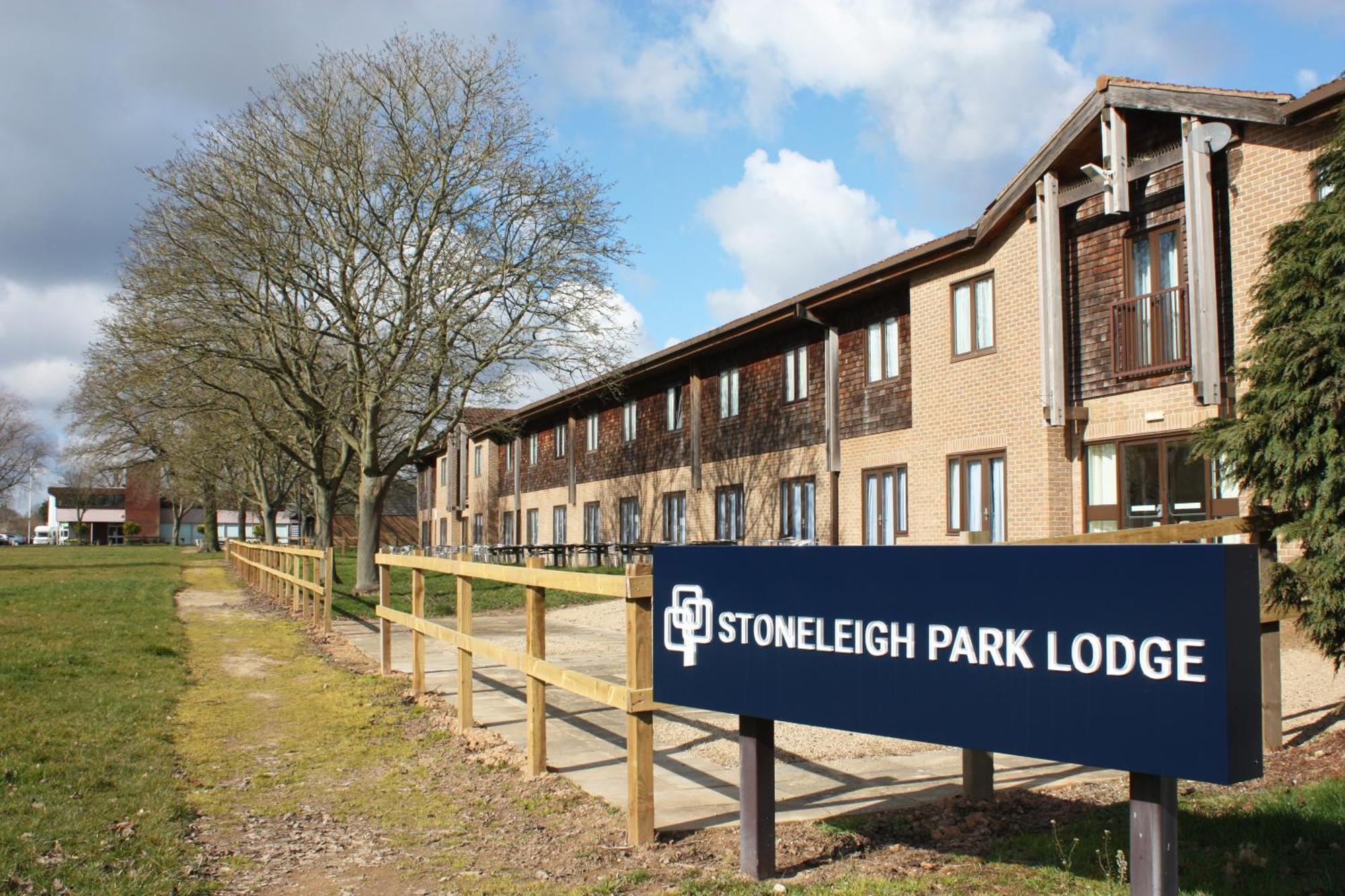 Stoneleigh Park Lodge Ashow Kültér fotó